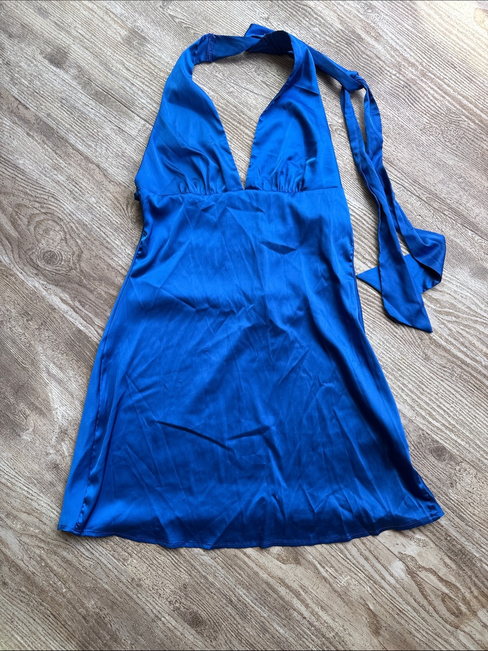 Shein Bae Deep V-Neck Backless Draped Dress, Bowknot Sash: Size: Small - Picture 3 of 6
